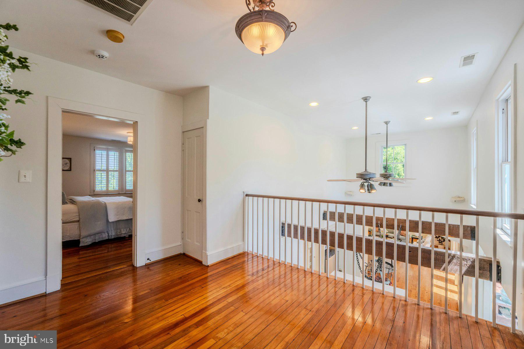 208 Edwards Ferry Road Northeast Leesburg, VA 20176 - Photo 39 of 76
