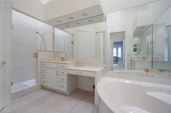 $14,000 | 4740 Stratford Court, Unit 1603, Naples, FL 34105