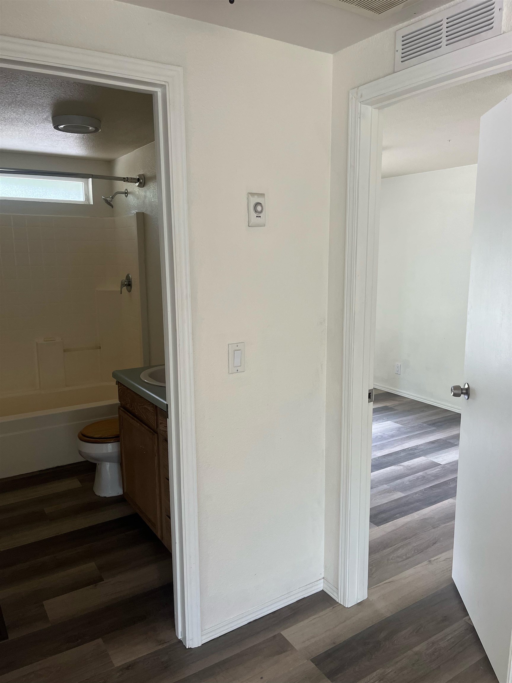 4087 Hesseltine Road Valley, WA 99181 - Photo 3 of 7