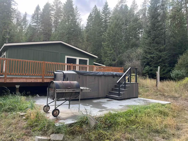 $449,000 | 4087 Hesseltine Road, Valley, WA 99181