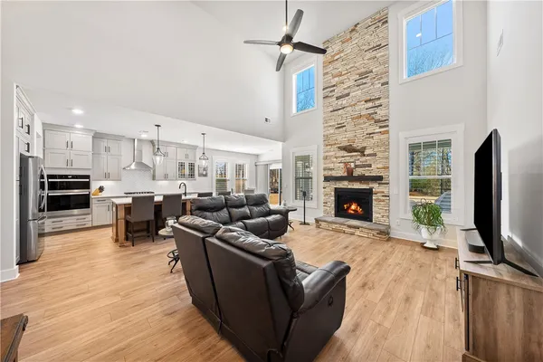 $675,000 | 3435 6 Mile Highway, Central, SC 29630