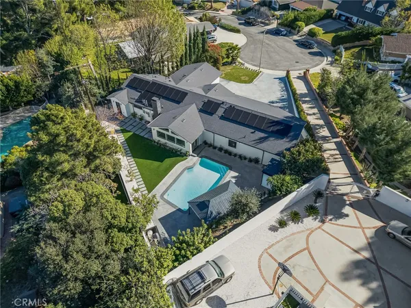 $2,290,000 | 17165 Midwood Drive, Granada Hills, CA 91344