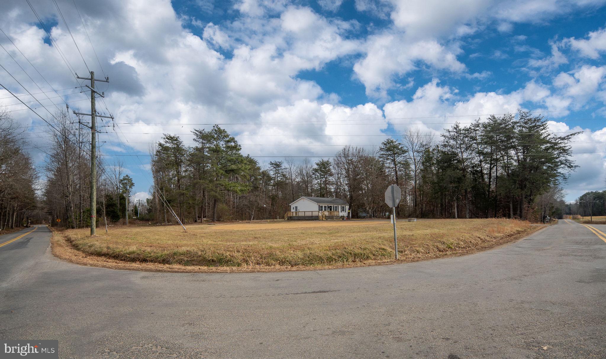 2174 Copper Line Road Bumpass, VA 23024 - Photo 44 of 45 a view of a basketball court