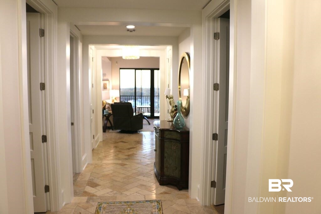 18269 Colony Drive, Unit 803 Fairhope, AL 36532 - Photo 14 of 27 View of hallway