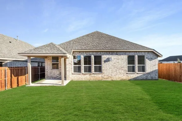 $418,000 | 231 Ivory Brk Cv Drive, Lavon, TX 75166