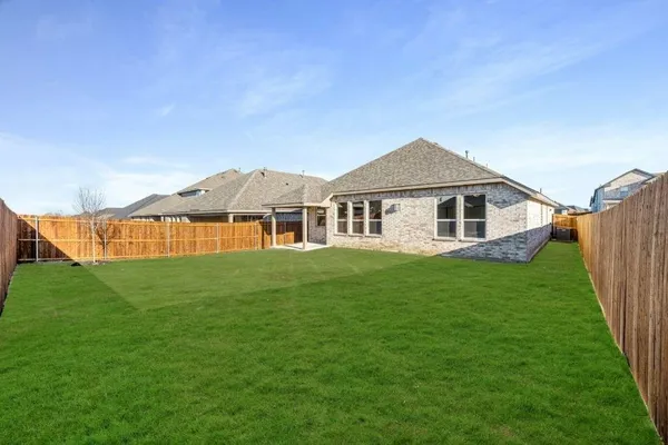 $418,000 | 231 Ivory Brk Cv Drive, Lavon, TX 75166