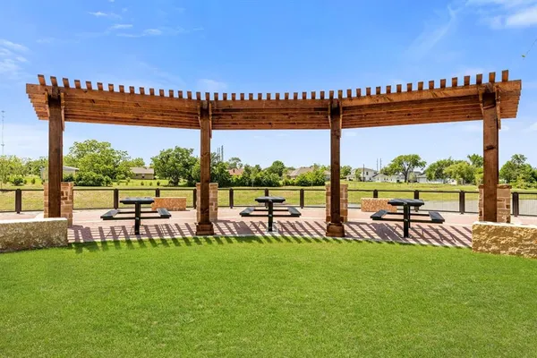 $418,000 | 231 Ivory Brk Cv Drive, Lavon, TX 75166