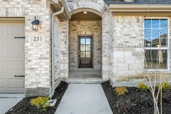 $418,000 | 231 Ivory Brk Cv Drive, Lavon, TX 75166