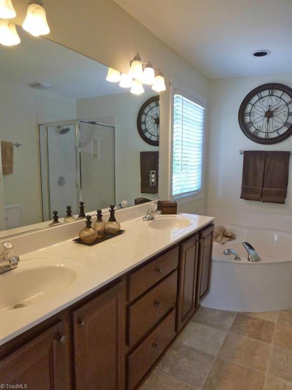 4829 Hearthstone Road Clemmons, NC 27012 - Photo 17 of 23 Gallery Image 17