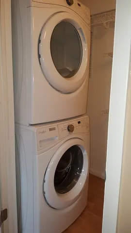 $1,800 | 10440 Mason Avenue, Unit 202, Oak Lawn, IL 60453