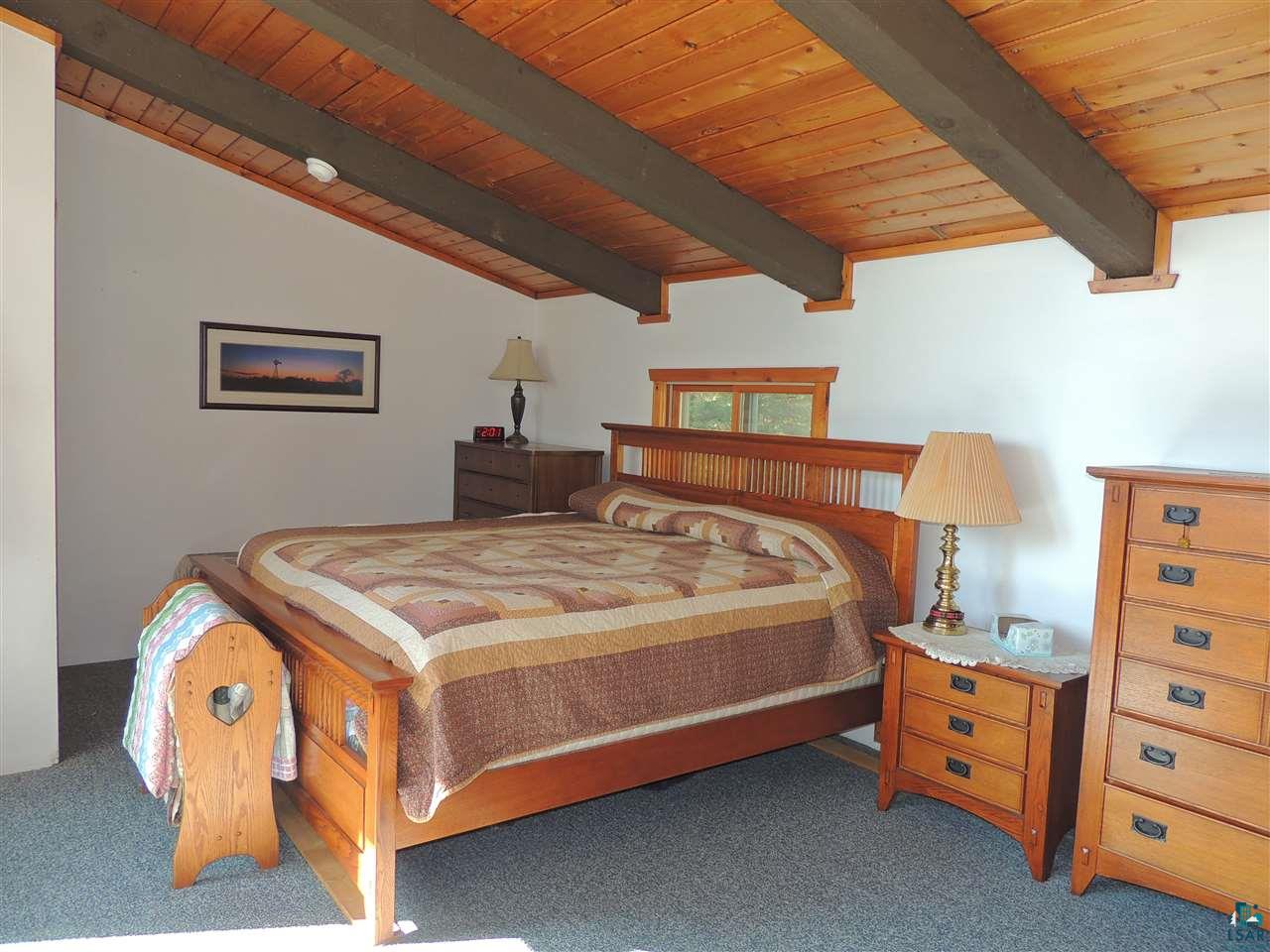 16 Devil Point Road Grand Marais, MN 55604 - Photo 11 of 24 Master bedroom