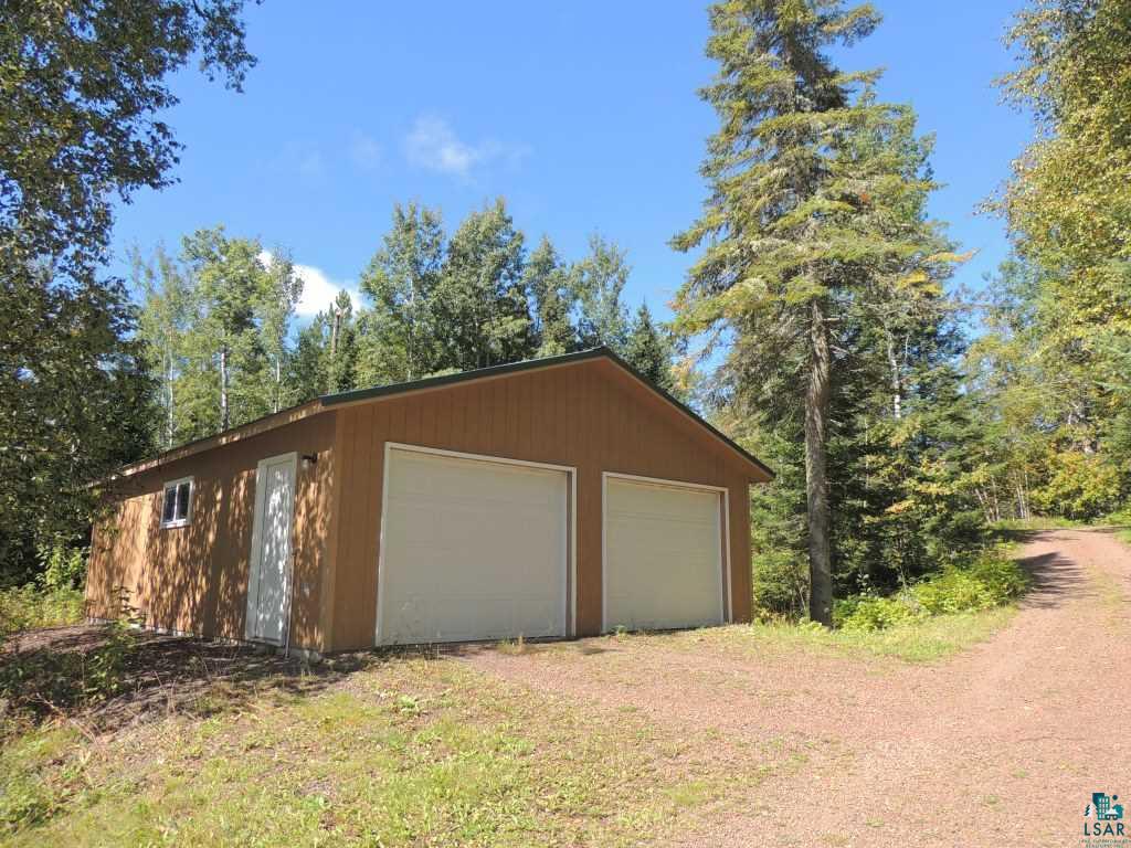 16 Devil Point Road Grand Marais, MN 55604 - Photo 14 of 24 Oversize garage