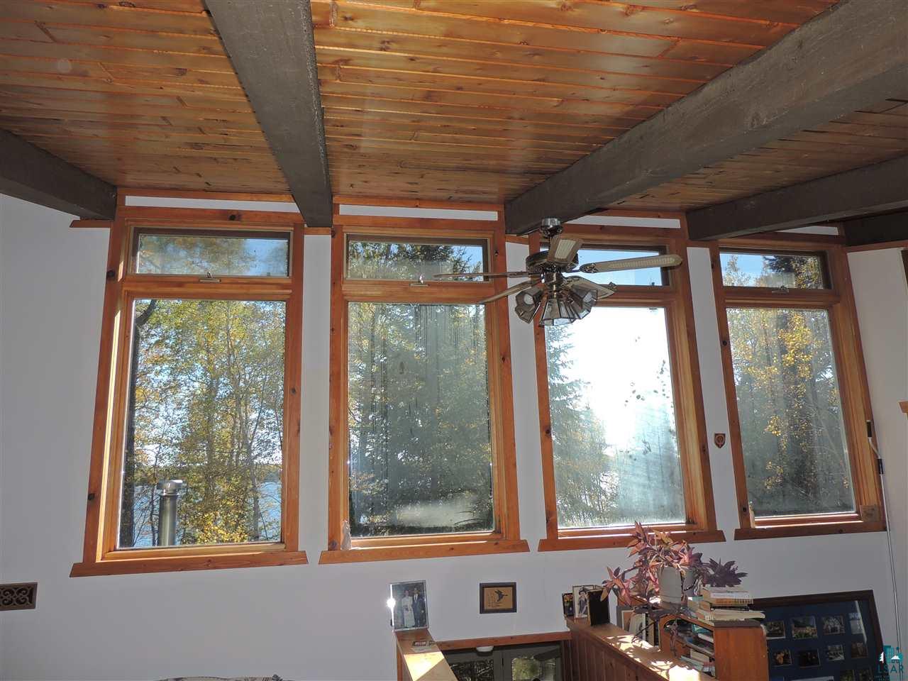 16 Devil Point Road Grand Marais, MN 55604 - Photo 20 of 24 Master bedroom