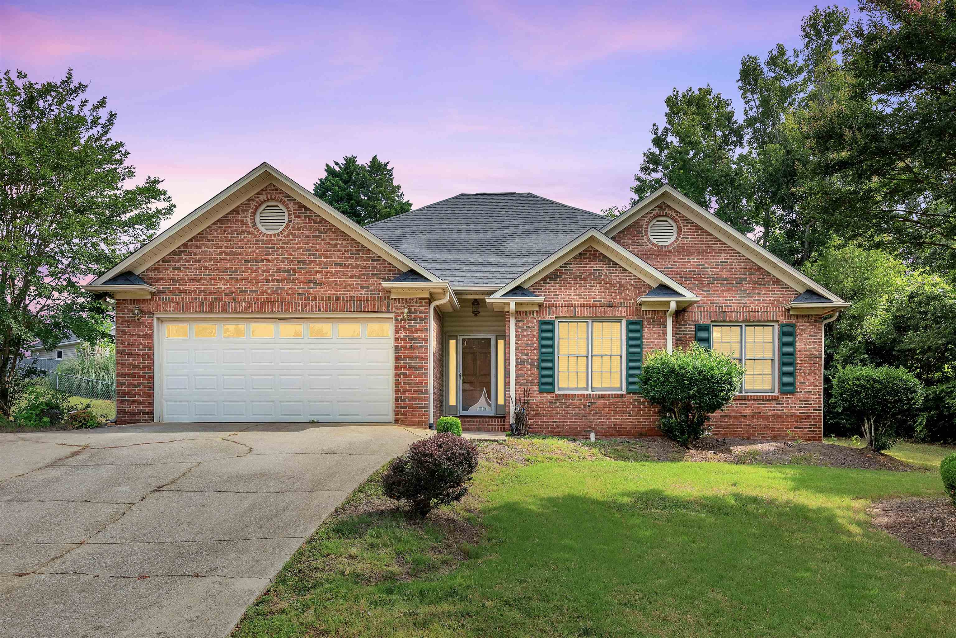 229 Georgetown Court Moore, SC 29369 - Photo 1 of 24