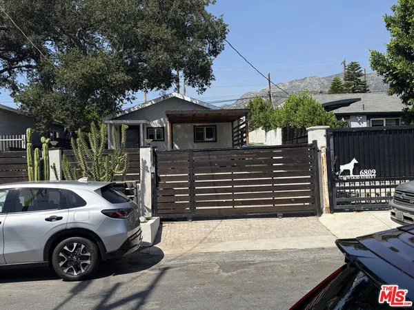 $599,999 | 6813 Haywood Street, Tujunga, CA 91042
