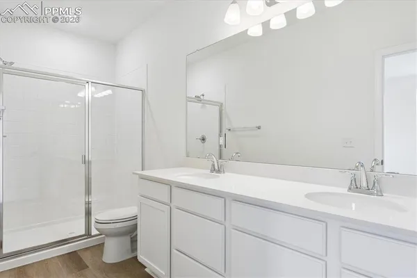 a view of entryway door of the house