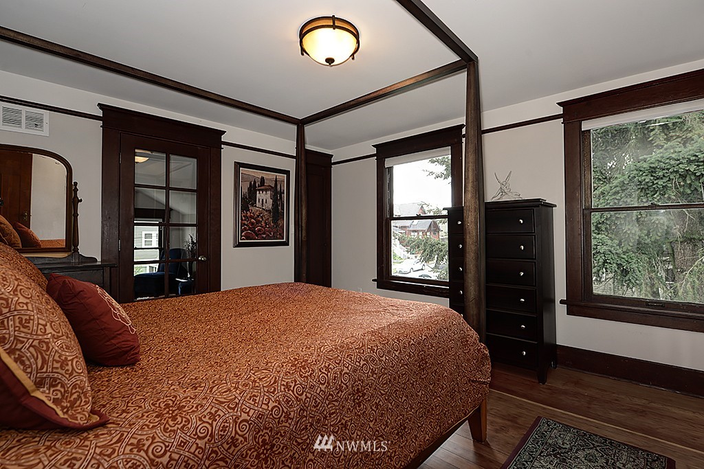 1621 North 53rd Street Seattle, WA 98103 - Photo 17 of 23 Gallery Image 17