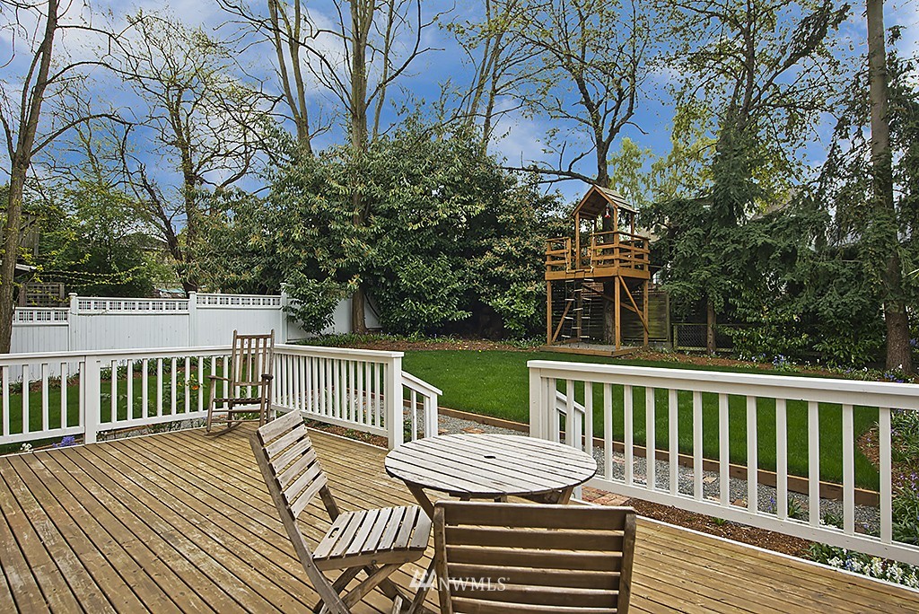 1621 North 53rd Street Seattle, WA 98103 - Photo 21 of 23 Gallery Image 21