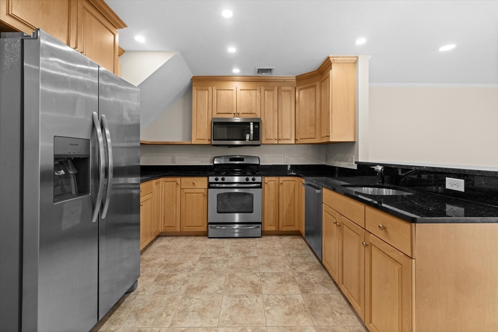 57 Dedham Avenue, Unit 201 Needham, MA 02492 - Photo 5 of 29