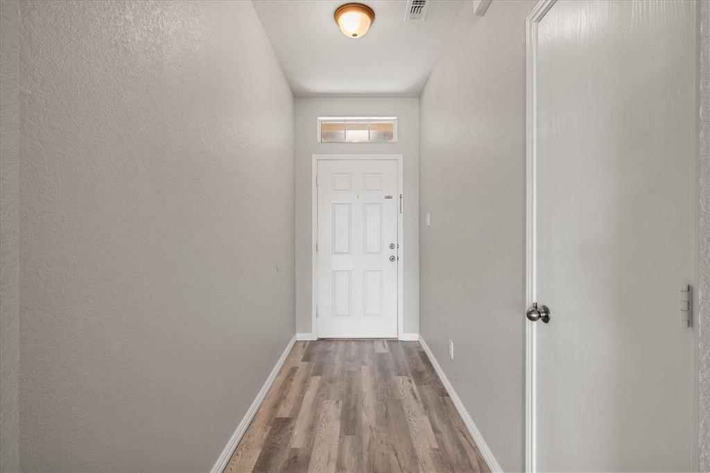 3429 Newgate Street Midlothian, TX 76065 - Photo 4 of 28