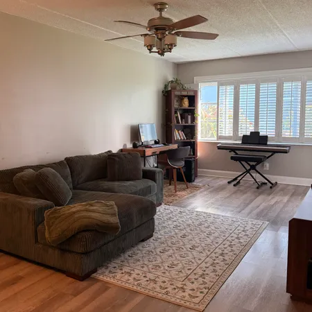 $1,850 | 4500 North Flagler Drive, Unit A4, West Palm Beach, FL 33407