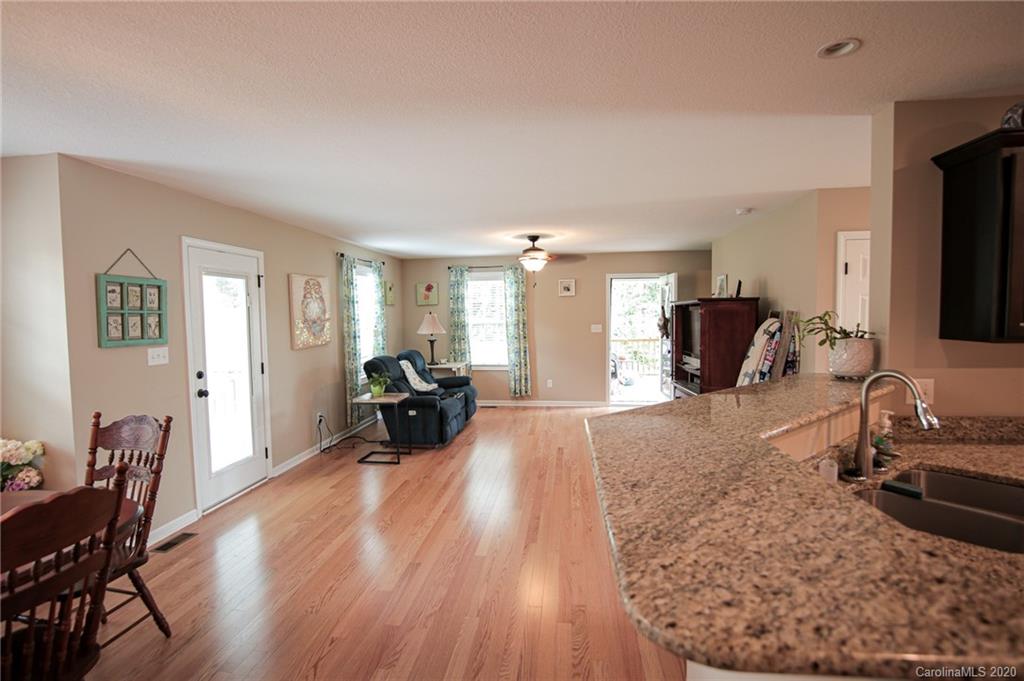 48 Parrot Road Candler, NC 28715 - Photo 15 of 36 Gallery Image 15
