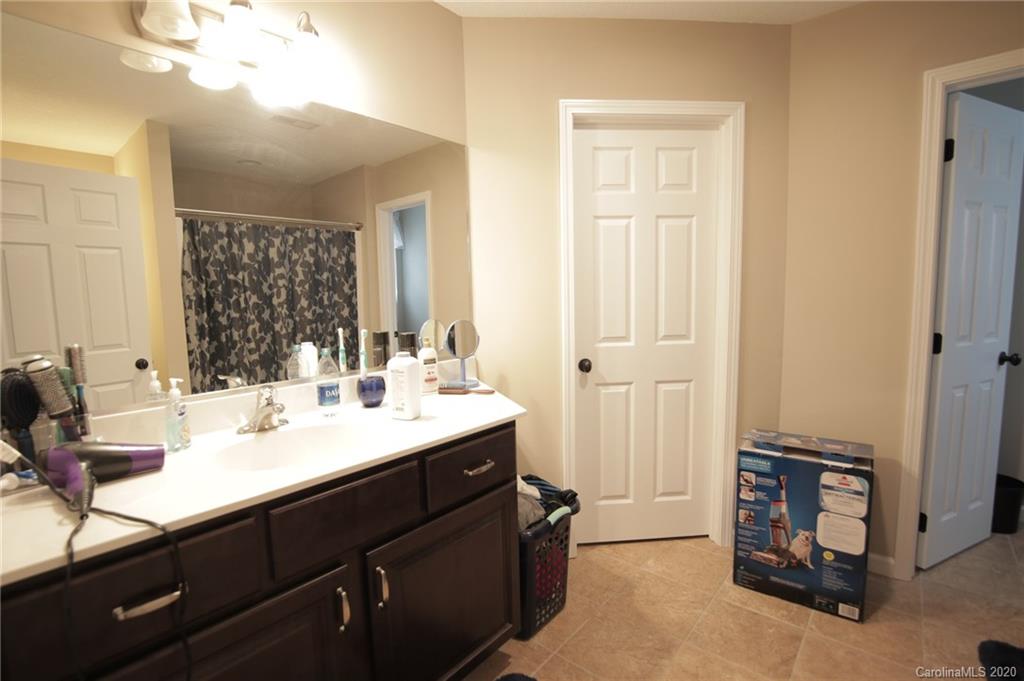 48 Parrot Road Candler, NC 28715 - Photo 22 of 36 Gallery Image 22