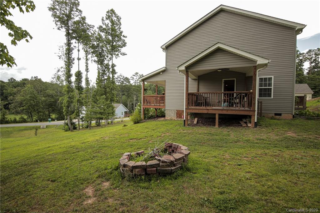 48 Parrot Road Candler, NC 28715 - Photo 27 of 36 Gallery Image 27