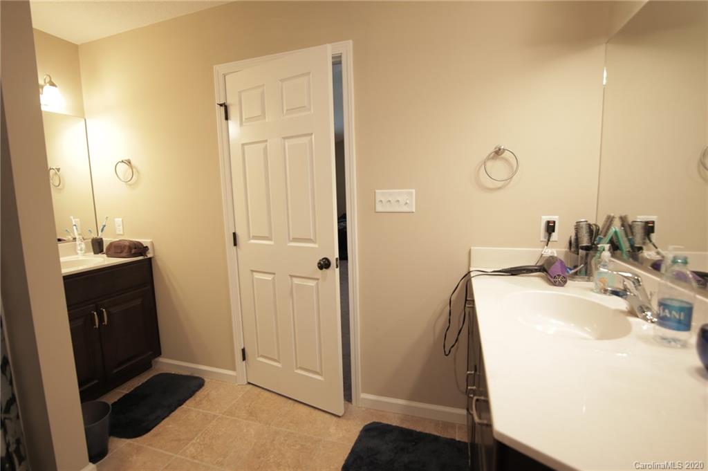 48 Parrot Road Candler, NC 28715 - Photo 29 of 36 Gallery Image 29