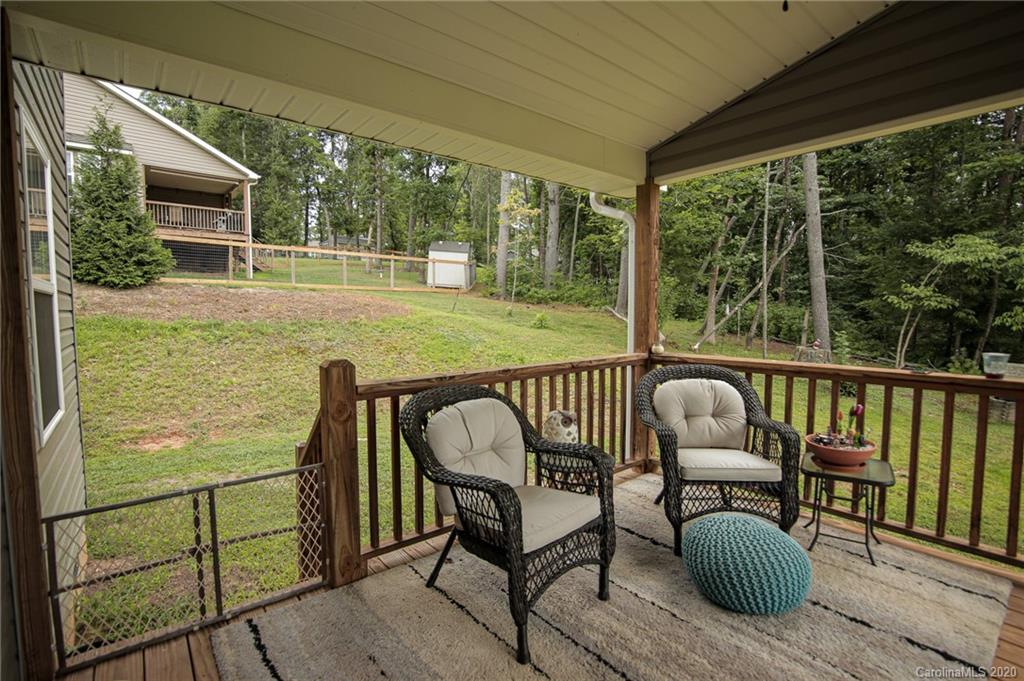 48 Parrot Road Candler, NC 28715 - Photo 35 of 36 Gallery Image 35