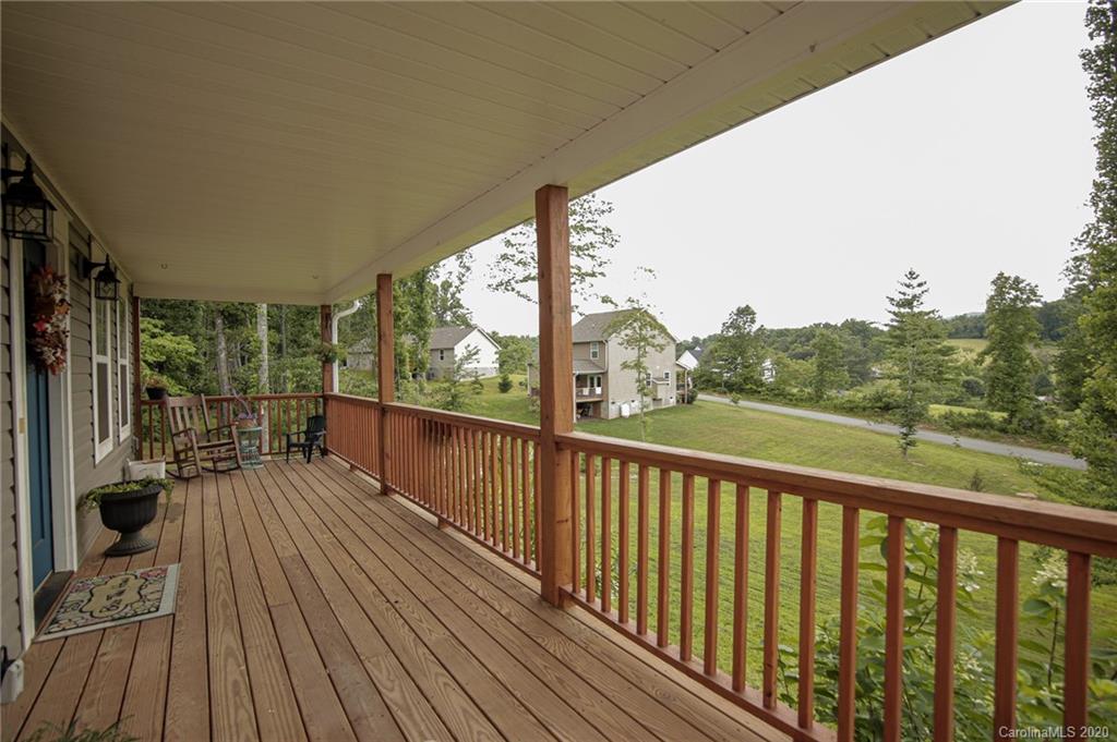 48 Parrot Road Candler, NC 28715 - Photo 8 of 36 Gallery Image 8