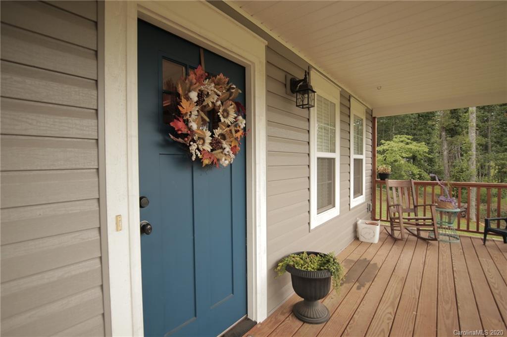 48 Parrot Road Candler, NC 28715 - Photo 9 of 36 Gallery Image 9