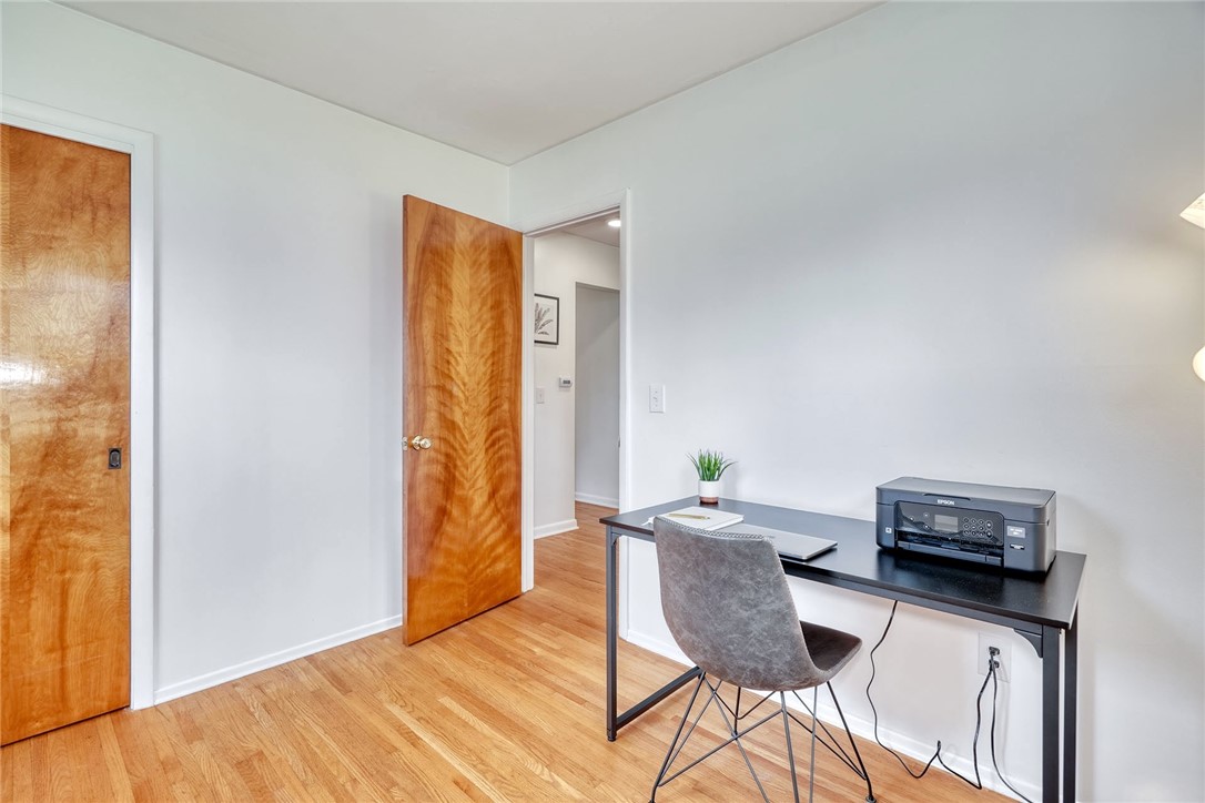 757 Klem Road Webster, NY 14580 - Photo 31 of 45 Guest Bedroom#2 with new windows, fresh paint and