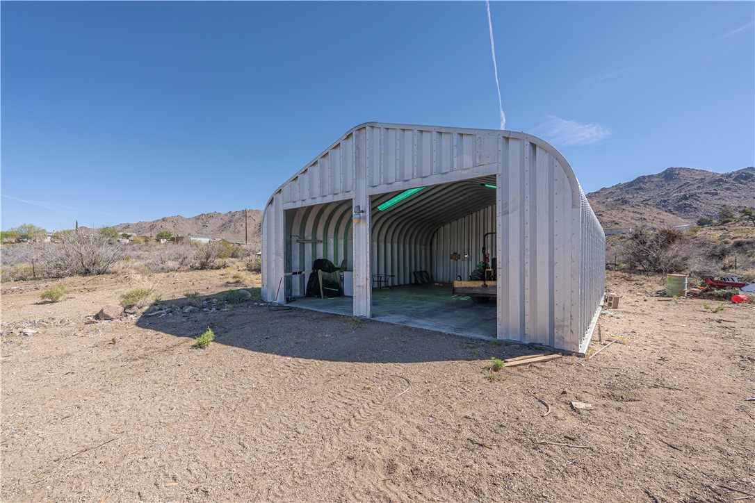 4290 Smoketree Road Golden Valley, AZ 86413 - Photo 9 of 43 Gallery Image 9