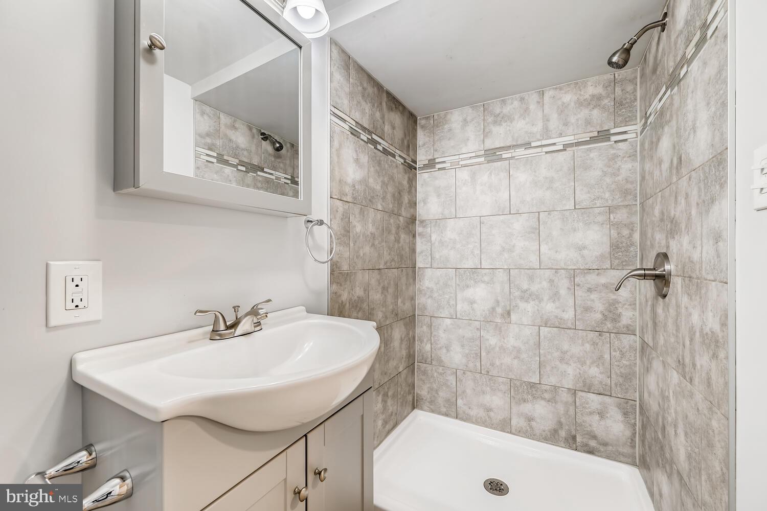 7029 Dunbar Road Dundalk, MD 21222 - Photo 25 of 28