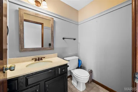 $450,000 | 120 Hunters Pointe Drive, St. Charles, MO 63304
