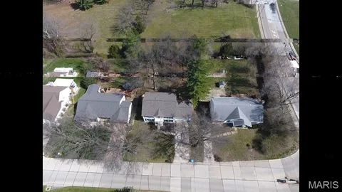 $450,000 | 120 Hunters Pointe Drive, St. Charles, MO 63304