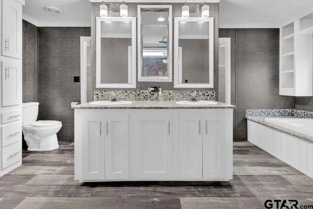 a bathroom with a bathtub