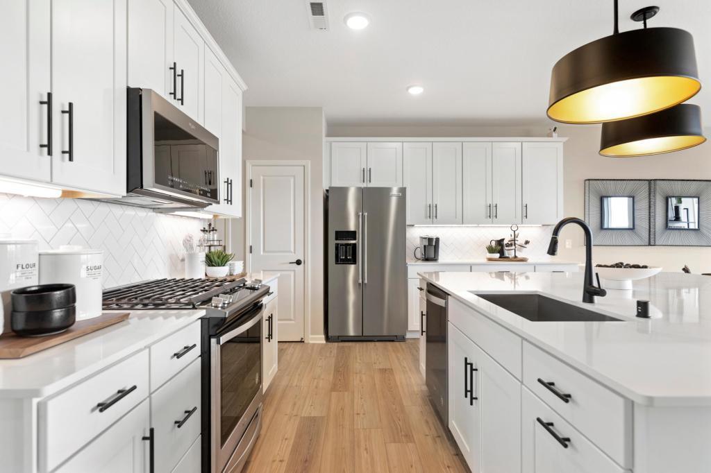 2665 Paddock Path Shakopee, MN 55379 - Photo 10 of 41 Gallery Image 10