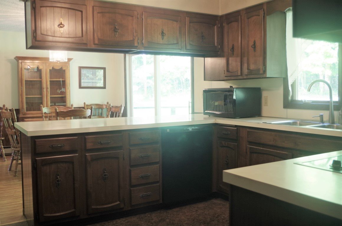 3946 Rushton Road Central Lake, MI 49622 - Photo 7 of 30 1865343-6.JPG