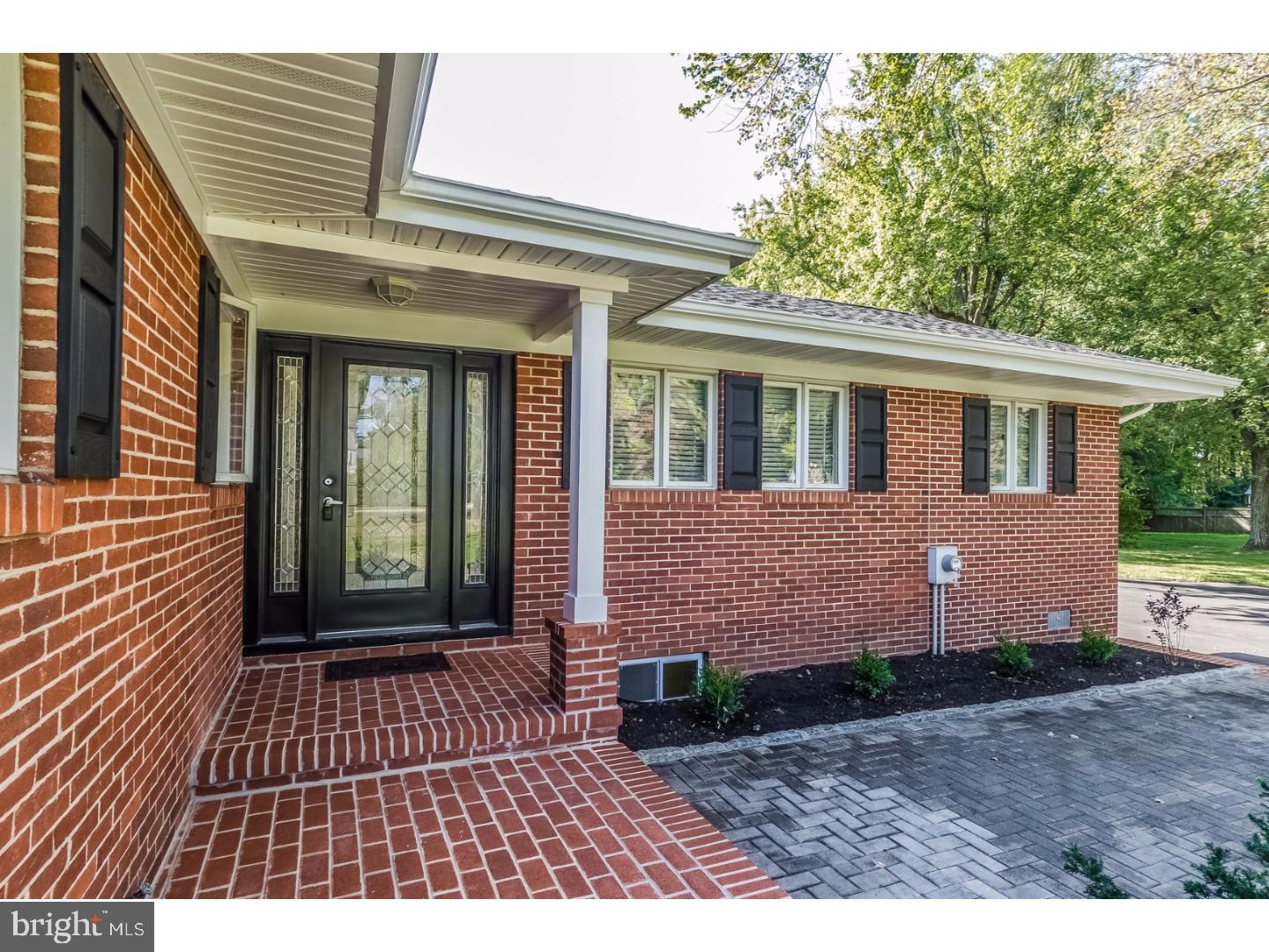 95 Denow Road Lawrenceville, NJ 08648 - Photo 3 of 25