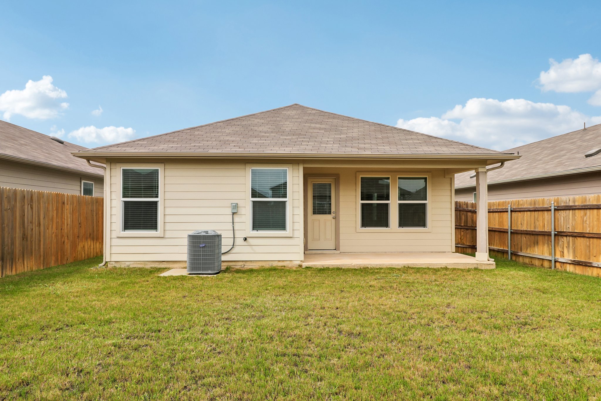 12317 Token Trail Elgin, TX 78621 - Photo 27 of 29 Gallery Image 27
