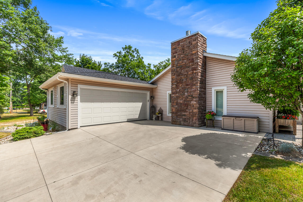 11209 Baker Road Jerome, MI 49249 - Photo 6 of 51 11209 Baker Rd - 1032