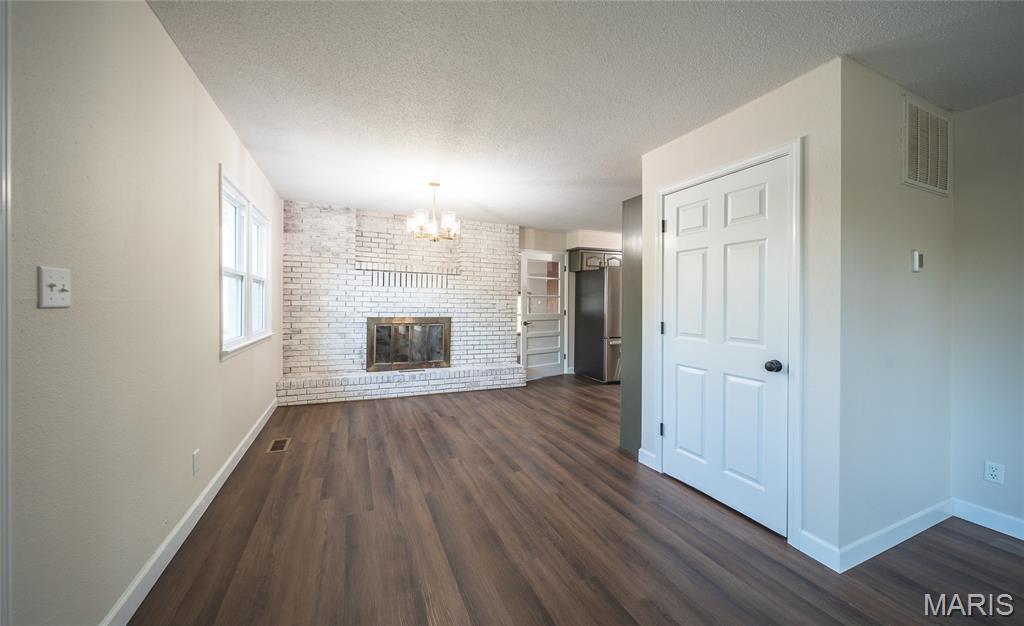 122 Sackett Street Licking, MO 65542 - Photo 4 of 30