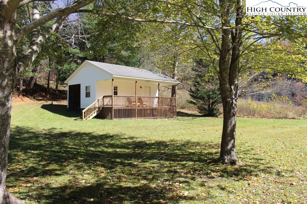 6391 Garvey Bridge Road Crumpler, NC 28617 - Photo 3 of 31 Gallery Image 3