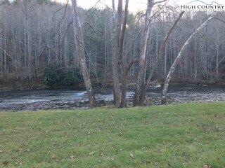 6391 Garvey Bridge Road Crumpler, NC 28617 - Photo 4 of 31 Gallery Image 4