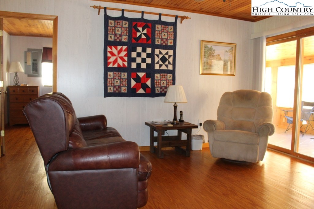 6391 Garvey Bridge Road Crumpler, NC 28617 - Photo 9 of 31 Gallery Image 9