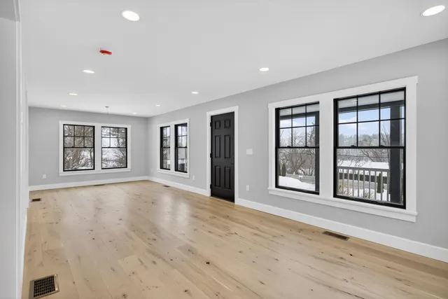 $999,000 | 958 East Woodstock Road, Woodstock, VT 05091