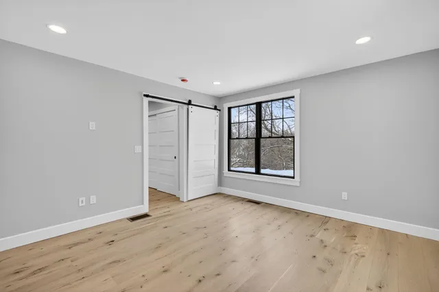 $999,000 | 958 East Woodstock Road, Woodstock, VT 05091