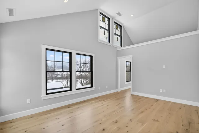 $999,000 | 958 East Woodstock Road, Woodstock, VT 05091